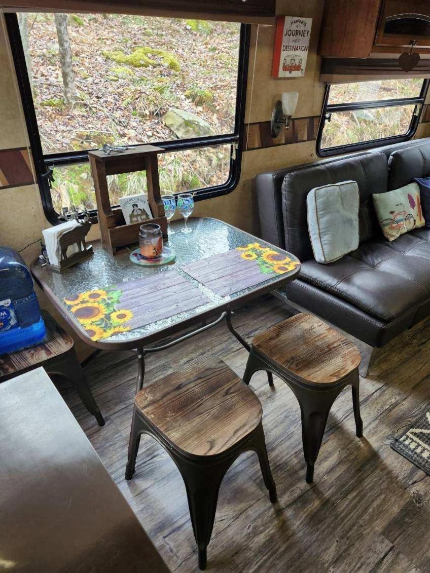 Hotel Rv Adventure Roscoe Pet Friendly Esterno foto